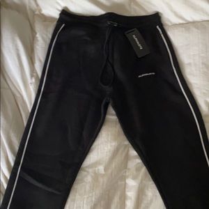 Alphalete women’s varsity joggers